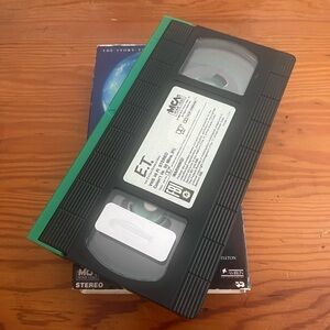 E.T. The Extra-Terrestrial VHS Tape Green Flap